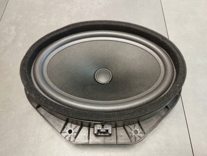 Volkswagen Amarok II 2023 speaker left front N1WT18808AB