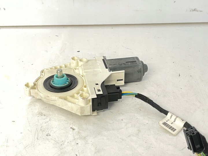 AUDI A6 C6 07R Micro moteur Vitres Gauche Arrière 4F0959801C