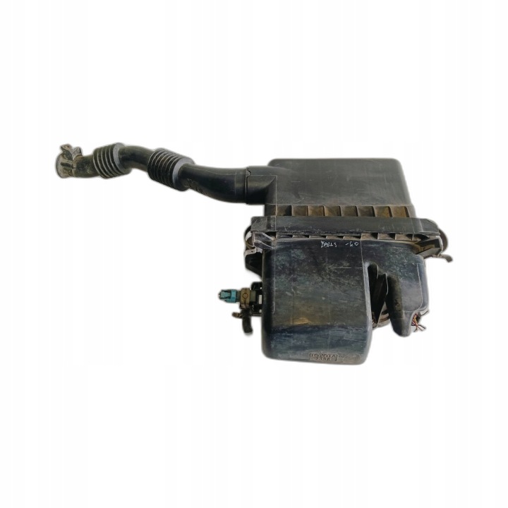 air filter housing TOYOTA YARIS and 1.0 VVT-and 22020-23010