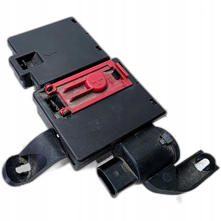 ROZDZIELACZ PRADU Klemme + AUDI Q7 4M 4M0941823A