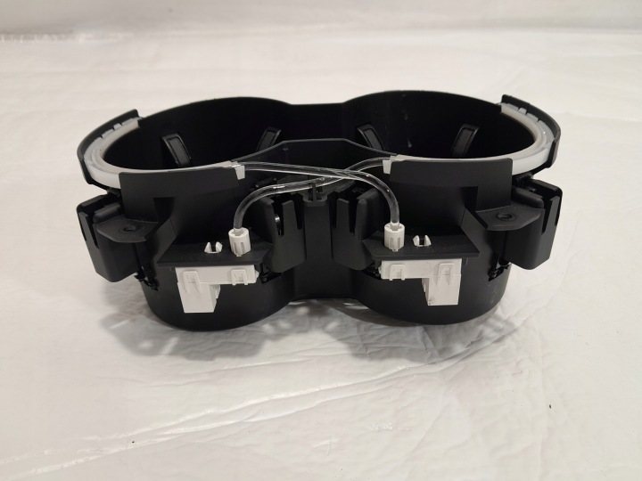 AUDI A4 B9 LIFT vorne Halter für KUBEK TUNELU SRODKOWEGO 8W0862533