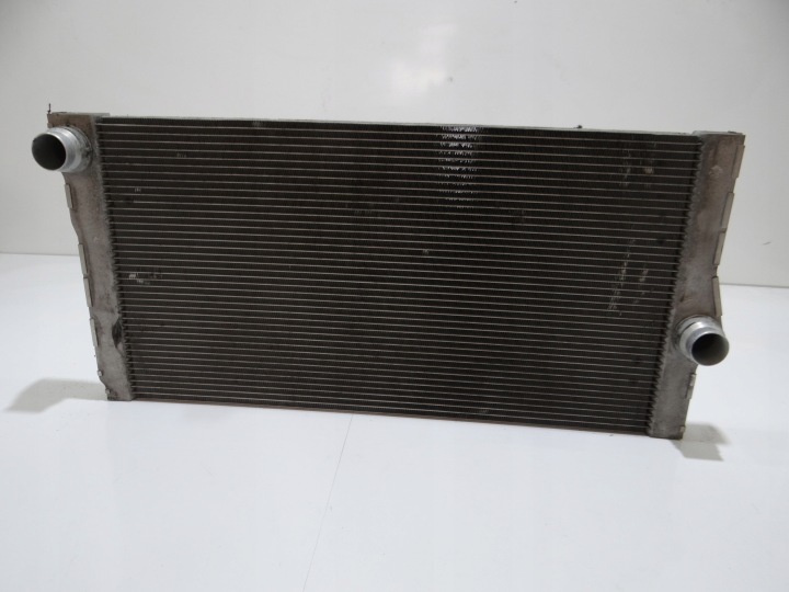 Kühler Wasserkühler BMW F10 F11 N47D20C 2,0D OE 8509177