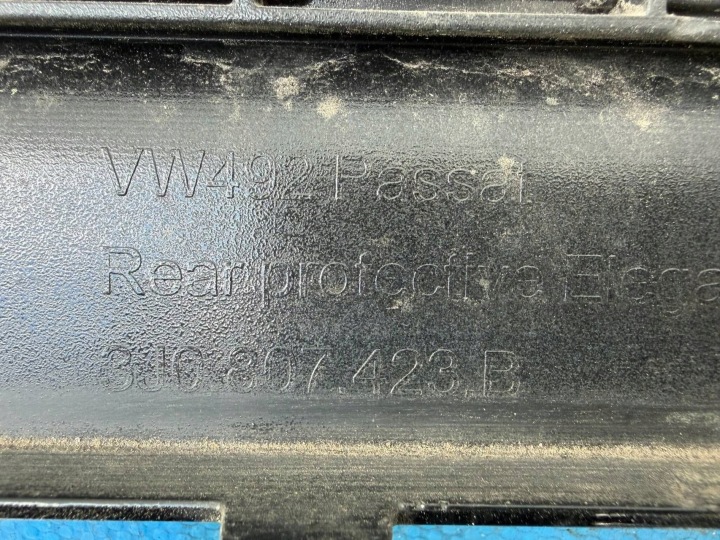 VW PASSAT B9 COMBI LISTY 3J0807423B 6
