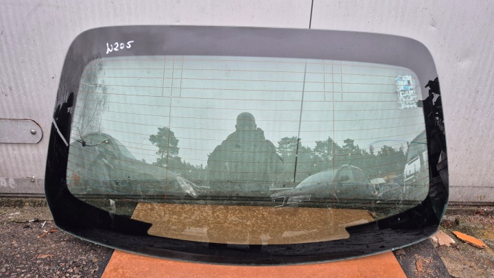 prozor stražnji dio stražnja karoserija 2056704600 MERCEDES C W205 SEDAN AS2 2014R