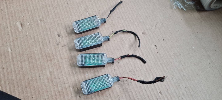S5 8T LIFT A5 Diódy LED dvere KOSTKA A5 8W A6 C7 Q8 Q3 A7 Q7 4X 4E0947415