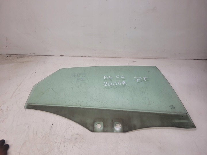 prozor vrata desni stražnji dio AUDI A6 C6 SEDAN 4F5 2004R original !!!