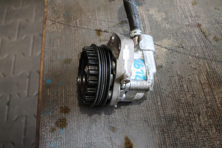 3612. servo pump UKLADU steering wheel MERCEDES AMG GT A0004661400