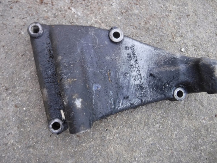 console MERCEDES w124 1031550435