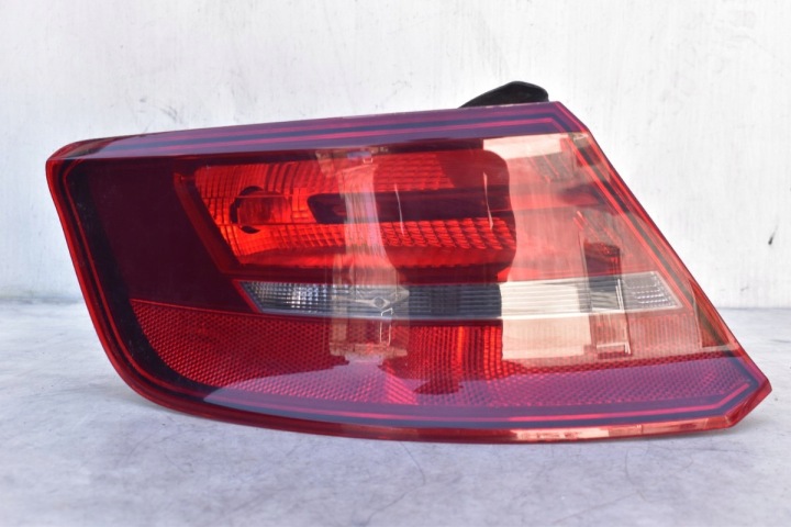 Licht links heck AUDI A3 8V SPORTBACK 5D 2013-2016R EU 8V4945095C