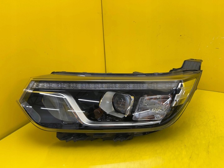 FANALE FARO sinistra Ssangyong Tivoli Lift 19- Lente + Led ZGM92-101070