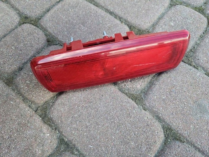 Licht Leuchte stopu Bremse TARFIC III TALENTO Opel Vivaro B 265904849R