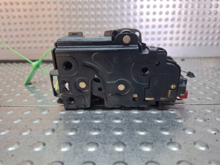 lock door left rear part 7 PIN 7L0839015 SEAT ALTEA GOLF V OCTAVIA II LEON II