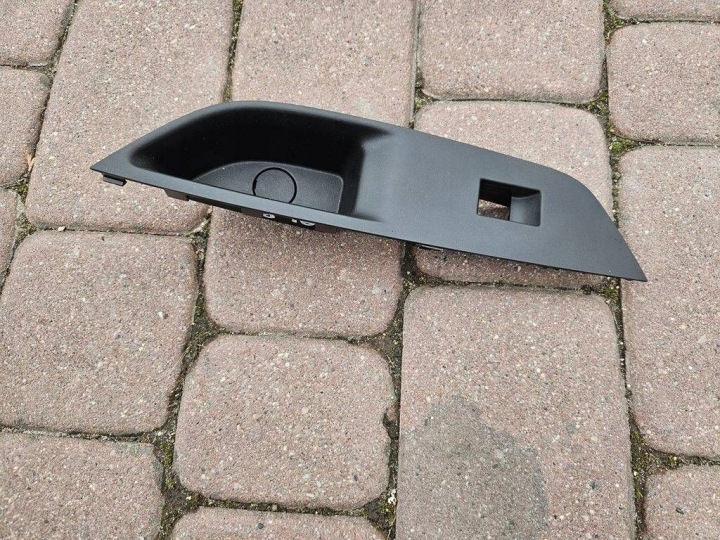 prekidač panel prozora stražnji dio stražnji desni OPEL ASTRA L 6 VI 9840530780