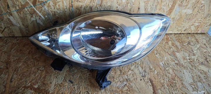 Reflektor front side left Peugeot 107 89032403