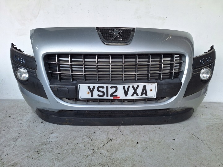PEUGEOT 3008 T84 08-13 Stoßstange
