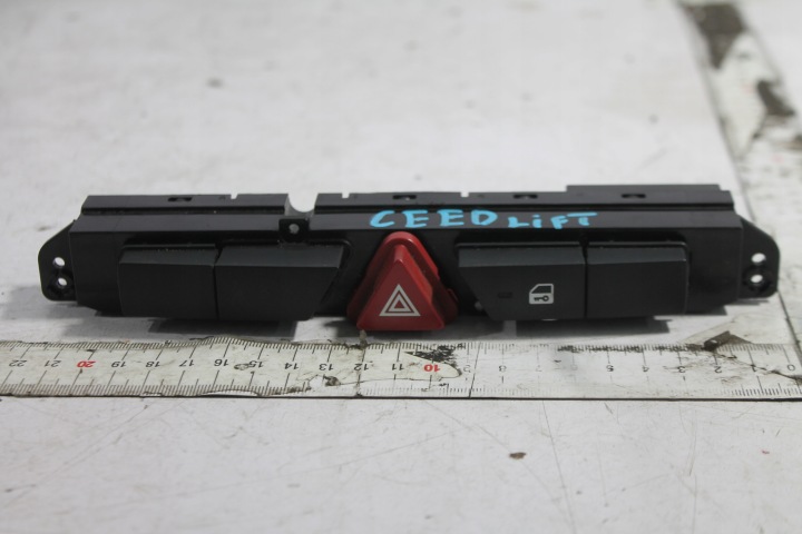 PULSANTE LUCI DI EMERGENZA 93700-1H900 CEED LIFT 09-12