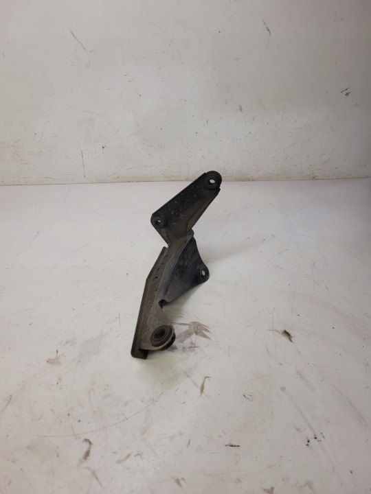 holder of the intercooler AUDI A4 B6 B7 8E0145813G
