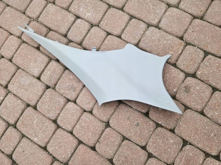 Boîte Couverture tablier moteur slupka Droit Arrière Toyota Camry VIII XV70 62470-33210