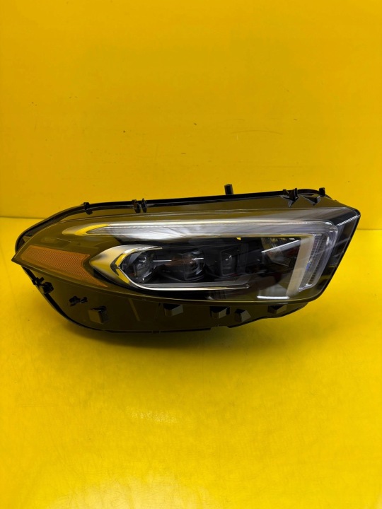 Licht rechts Mercedes A-Klasa W177 Multibeam USA A1779061003