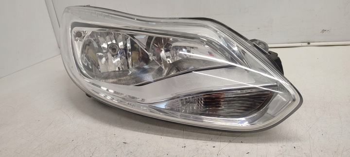 Licht vorne vorne rechts Ford Focus MK3