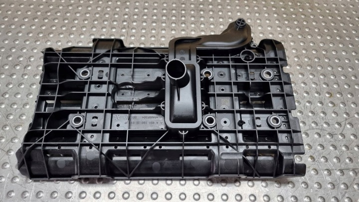 oil pump POMPY oil A6511801851 MERCEDES W176 W117 W246 X156 W156 1.8 2.2 CDI