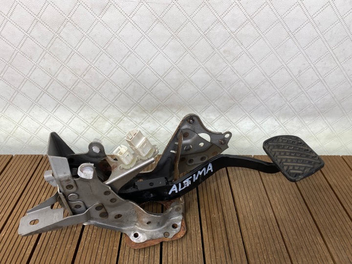 NISSAN ALTIMA L33 12-17 PEDAL kočnice AUTOMAT WERSJA USA