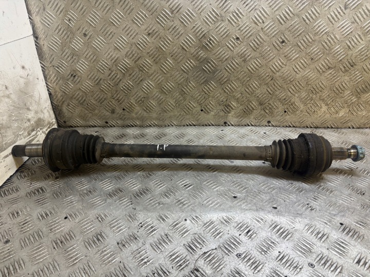 Semiasse Semiasse Destro posteriore MERCEDES-BENZ C KLASA W205 2017 2.2 CDI
