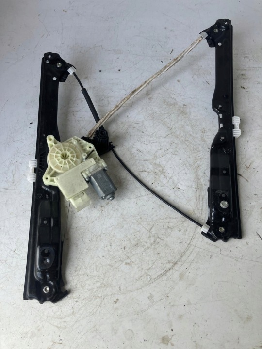 window regulator right front PEUGEOT 308 T9 LIFT 9816271780