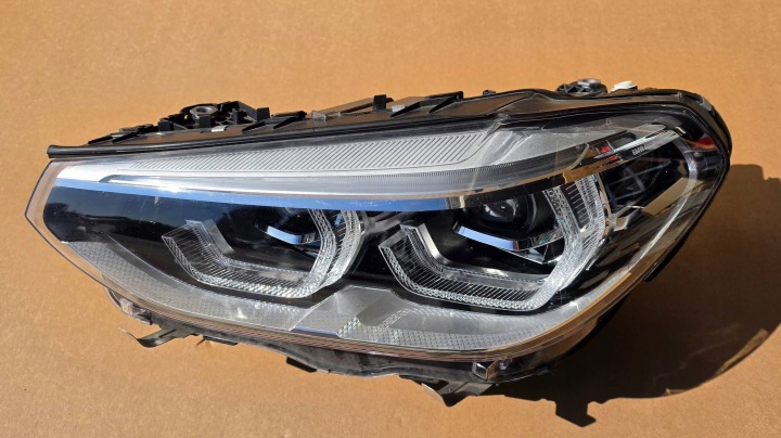 BMW X3 G01 X4 G02 adaptive led Licht links vor Lifting 2017-2022