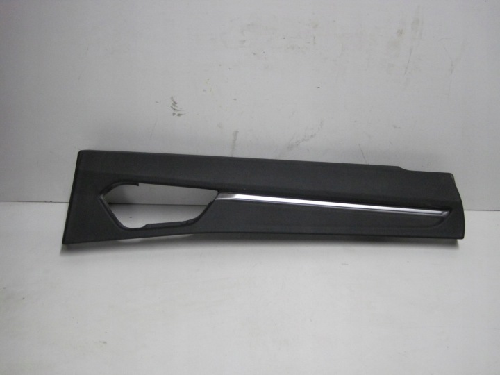 lišta kryt tapacíry AUDI Q3 83A 21R 83A868066