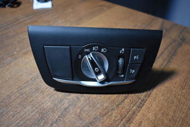 IDEALNY switch of the lights BMW G01 G02 LIFT 1