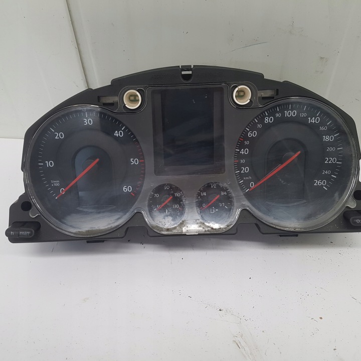 Horloge montre tableau bord Instruments tachymètre compte tours VOLKSWAGEN PASSAT B6 2.0 TDI