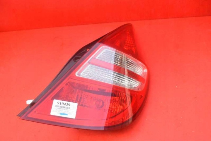Licht rechts heck hinten 92402-2R0 HYUNDAI I30 1 und 5D HB LIFT 10-12