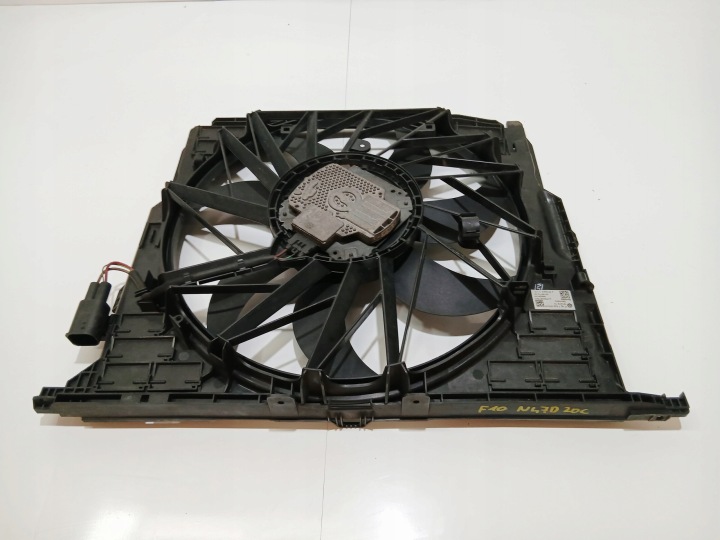 Ventilateur radiateur BMW F10 F11 N47D20C 7575682 (24235107)