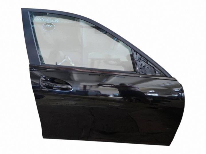 Tür komplet vorne vorne rechts MERCEDES C W204 LIFT Farbe 197