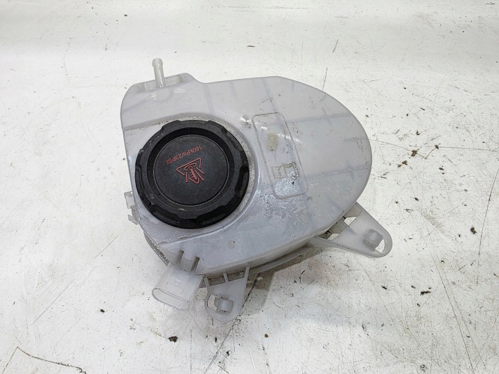 Scheibenwaschbehälter des Gasses AUDI A3 8Y VOLKSWAGEN SEAT SKODA 5WA121407F