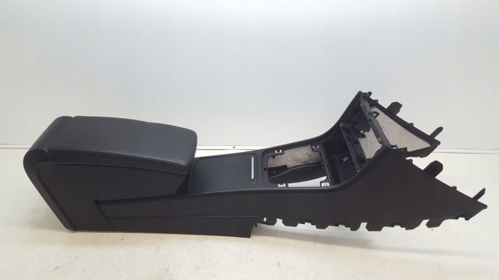 bracciolo tunel VW Passat B6 2,0 TDI