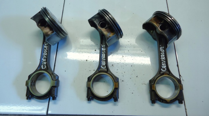 CHEVROLET OPEL ASTRA J 1.8 16V Z18XER pistone con biella