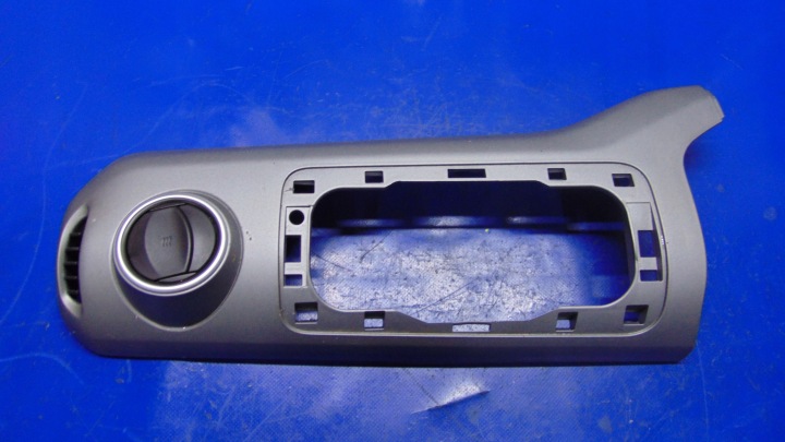 Garniture moulure decorative du tableau de bord CITROEN BERLINGO PEUGEOT PARTNER III 08-18 ROK