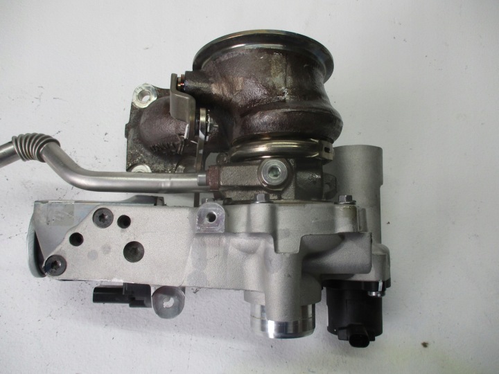 turbo turbina Peugeot 2008 208 II 1.2THP 9836081180