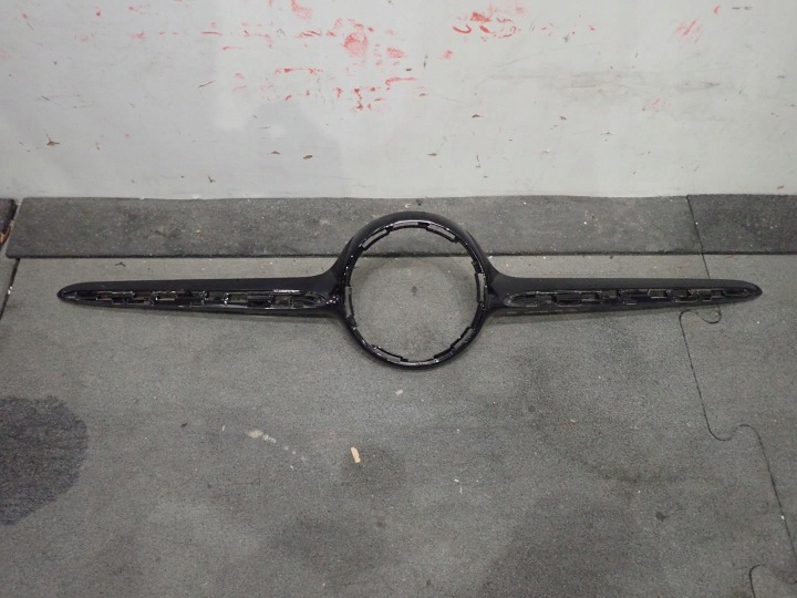 GRILLE/MASQUE MERCEDES CLA W118 A1188890100 2018- A118
