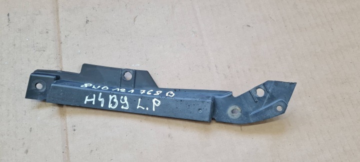 A4 B9 8W lista UCHWYT kampó lökhárítónak eleje MOCUJACY müanyag 8W0121768B