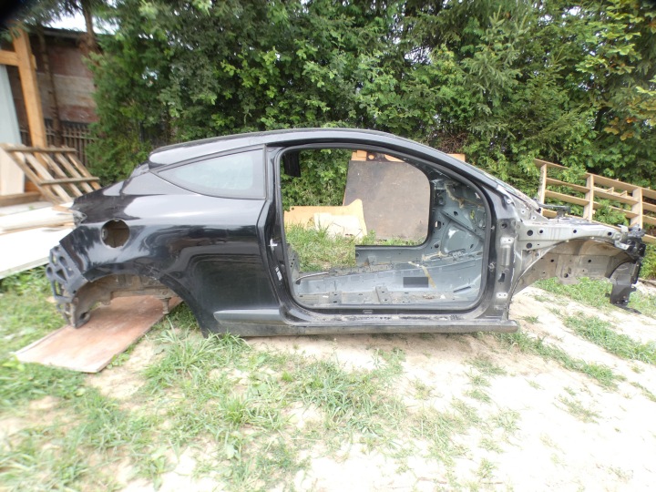 parafango minigonna posteriore MEGANE III COUPE TEGNE