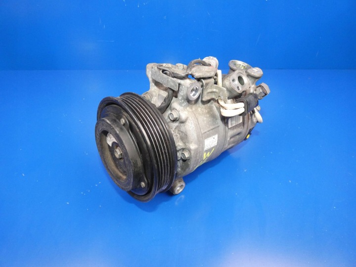 MERCEDES B W246 A W176 CLA W117 GLA W156 2.2 CDI compressor of the air conditioning