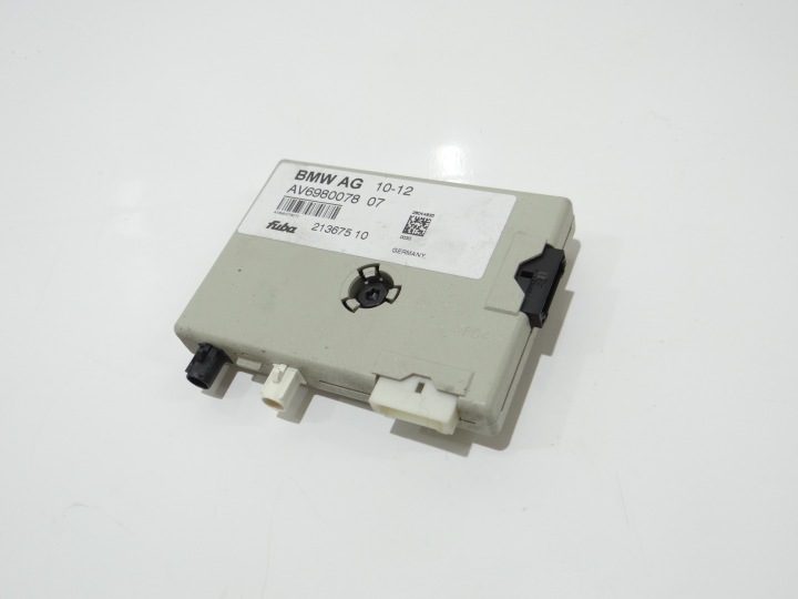 Amplificatore antenna BMW E88 6980078