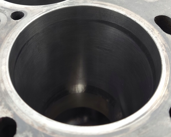 ENGINE BLOOK OPEL MOVANO 2.5 CDTI 01-10r G9U 9