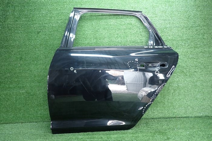 AUDI A6 C8 KOMBI 18- dvere Ľavé zadné zadok