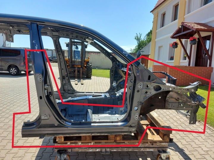 SUBARU Forester V SK LIFT RIVESTIMENTO MONTANTE MINIGONNA LONGHERONE Anteriore Destra P8Y