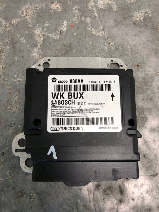 modul SENSOR AIRBAG JEEP GRAND CHEROKEE 68222888AA CZYSTY