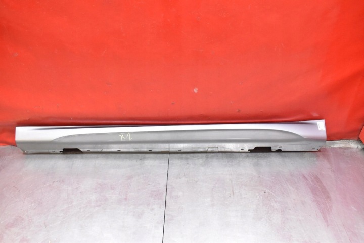 cap threshold left grey 8038076 BMW X1 E84 09-15